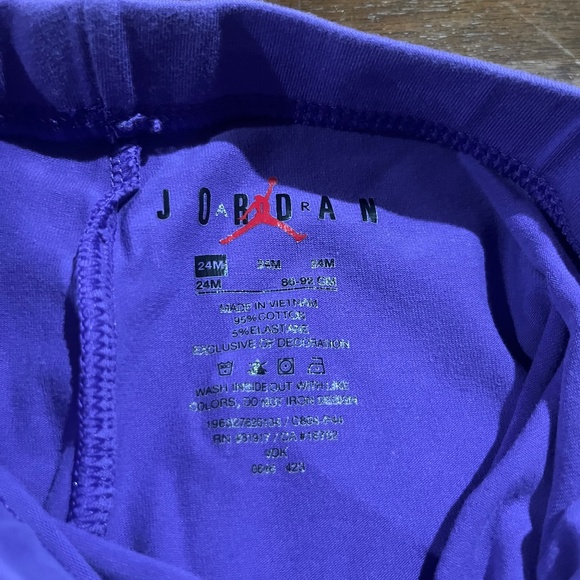 Girls Jordan Matching Set Size 24months - Picture 5 of 6